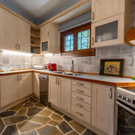 Barbarella Luxury * Agios Ioannis (Thessaly)